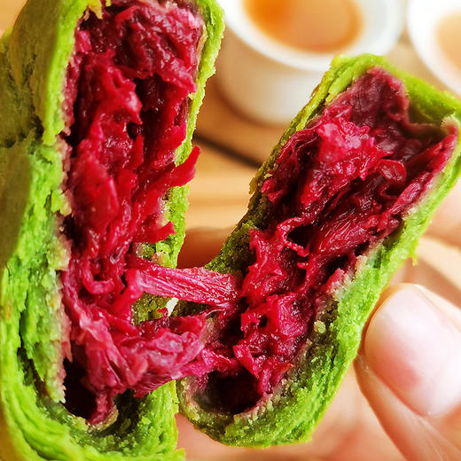 云南玫瑰鲜花饼 真正鲜花瓣做的馅料 一口吃出天然 低糖 花青素含量保留高 手工制作 现烤现发 香味浓郁 包邮|百里食 商品图0