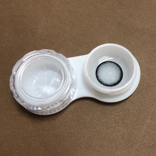 DORAGINA 圣鹿萌灰 年抛 两片装 14.5mm  着色13.7mm 基弧8.6 含水38%  韩国进口 商品图1