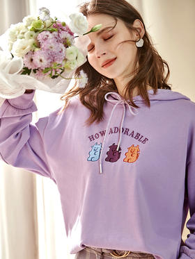 欧芮儿连帽卫衣2021年新款女小牛刺绣图案时尚俏皮年轻小清新上衣