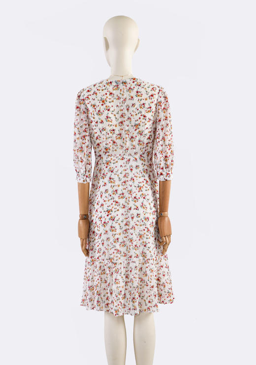 前抽绳宽荷叶摆中袖连衣裙 商品图3