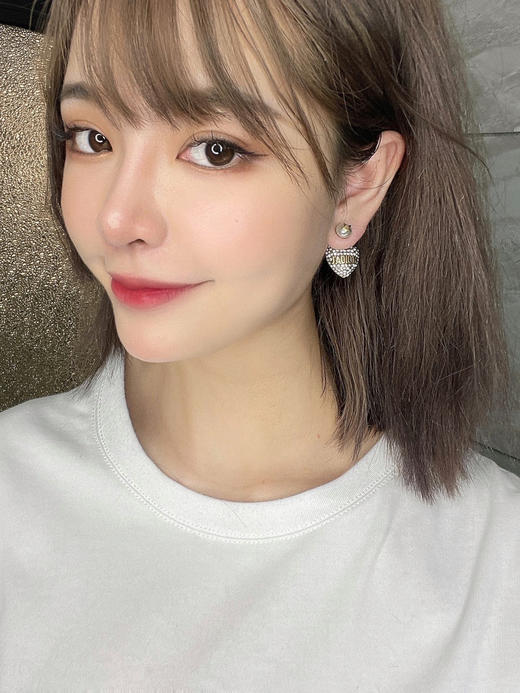 DIOR迪奥桃心满钻珍珠耳钉耳环 商品图4