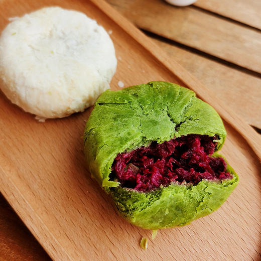 云南玫瑰鲜花饼 真正鲜花瓣做的馅料 一口吃出天然 低糖 花青素含量保留高 手工制作 现烤现发 香味浓郁 包邮|百里食 商品图5