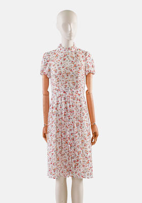 荷叶袖多折摆连衣裙（附腰带）