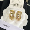 CHANEL香奈儿金色字母镂空耳钉耳环 商品缩略图7