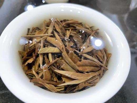 2006年老白茶 白牡丹饼（返场） 商品图5