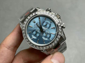 NOOB高品质 迪通拿 重金研发7750机芯只有两档(没有空档)，厚度13.15mm，更是同步专柜全新保卡（正品一致紫光防伪码）