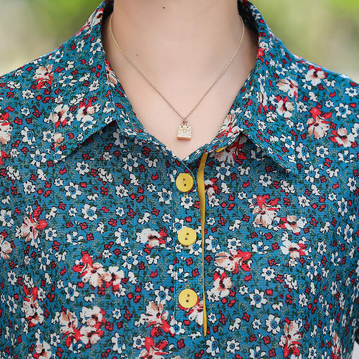 NP  49545大码洋气宽松碎花上衣 商品图4