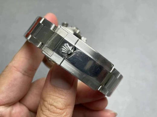 NOOB高品质 迪通拿 重金研发7750机芯只有两档(没有空档)，厚度13.15mm，更是同步专柜全新保卡（正品一致紫光防伪码） 商品图2