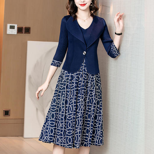 上海旗袍厂JN-k201223两件套连衣裙2021春季新款深圳高端女装三宅褶皱连衣裙k201223 商品图4