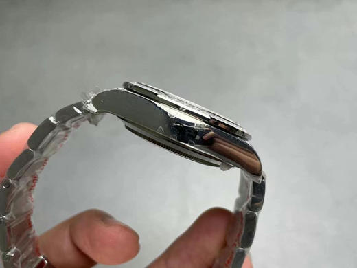 NOOB高品质 迪通拿 重金研发7750机芯只有两档(没有空档)，厚度13.15mm，更是同步专柜全新保卡（正品一致紫光防伪码） 商品图7