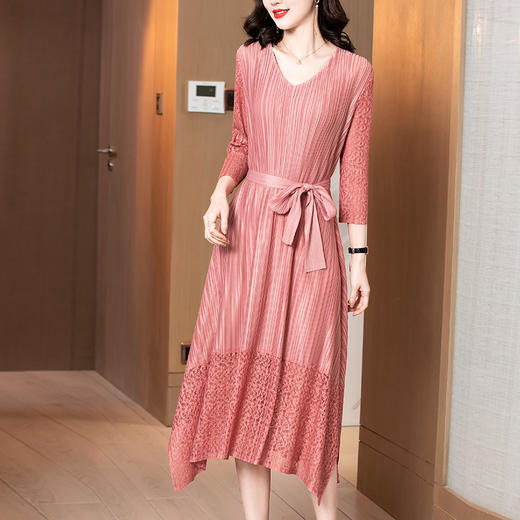 上海旗袍厂JN-K210105贵夫人气质妈妈蕾丝连衣裙春装2021新款女大码宽松胖mK210105 商品图0