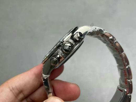 NOOB高品质 迪通拿 重金研发7750机芯只有两档(没有空档)，厚度13.15mm，更是同步专柜全新保卡（正品一致紫光防伪码） 商品图6