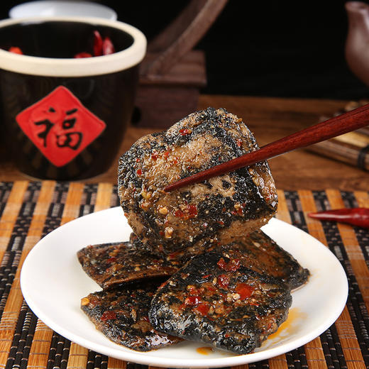 邬辣妈 长沙臭豆腐 口味混发 20g/小袋 商品图1