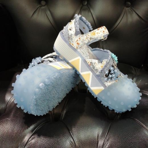 LFGJ4859设计师款爆裂牛皮/牛仔布拼接凉鞋 商品图9