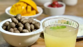 网红玉油柑茶、山药豆，黑椒蒸荷包蛋，芒果，圣女果【我用早餐叫醒你-15】