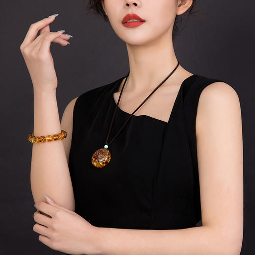 收藏级高净度天然花虫琥珀 ，柔色如暮、透亮似蜜，凝聚千古奇观的稀世珍宝 商品图7