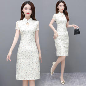 YWE  MN21A20气质优雅立领印花大码连衣裙