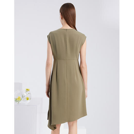 下架-EITIE爱特爱夏季新款时尚气质包肩袖收腰显瘦A版连衣裙中裙女6207909 商品图3