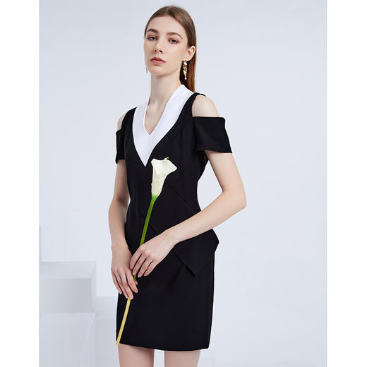 EITIE爱特爱新款女装连衣裙时尚OL漏肩通勤女士中裙3907690 商品图1