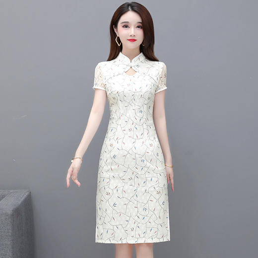 YWE  MN21A20气质优雅立领印花大码连衣裙 商品图3