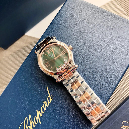 萧邦快乐钻系列石英腕表 
快乐钻（HAPPY DIAMONDS）表盘直径30mm 5钻！ 商品图3
