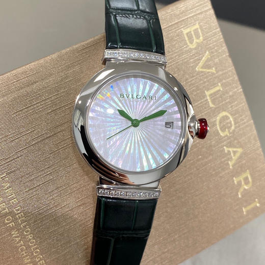宝格丽 BVLGARI LVCEA 光环系列腕表、中国特别款，一抹心头祖母绿色 商品图0