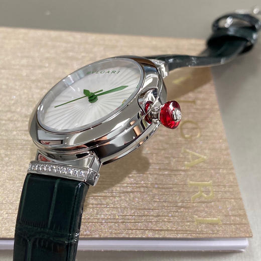 宝格丽 BVLGARI LVCEA 光环系列腕表、中国特别款，一抹心头祖母绿色 商品图5