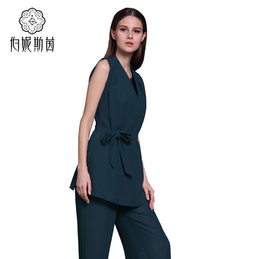 【伯妮斯茵】162A108--绿色外套--《花盆里的瓜叶菊》--《生命之美-梵高的花园》 商品图2