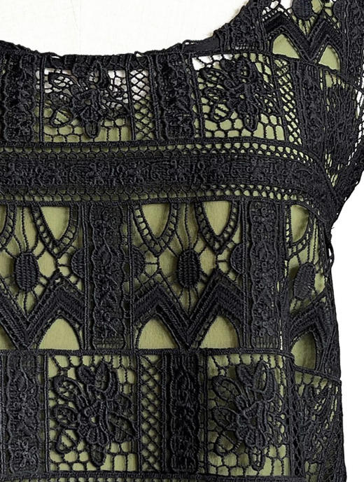 TYNVIE 两件套透视蕾丝背心 - 黑色 商品图3