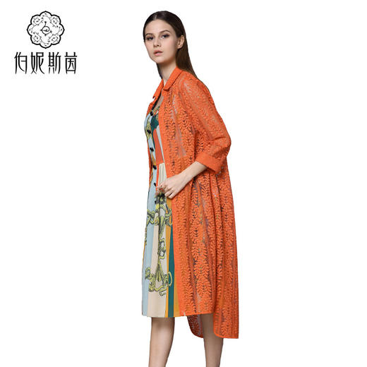 --【伯妮斯茵】162D058--橙色风衣--农舍与农夫--《生命之美-梵高的花园》 商品图1