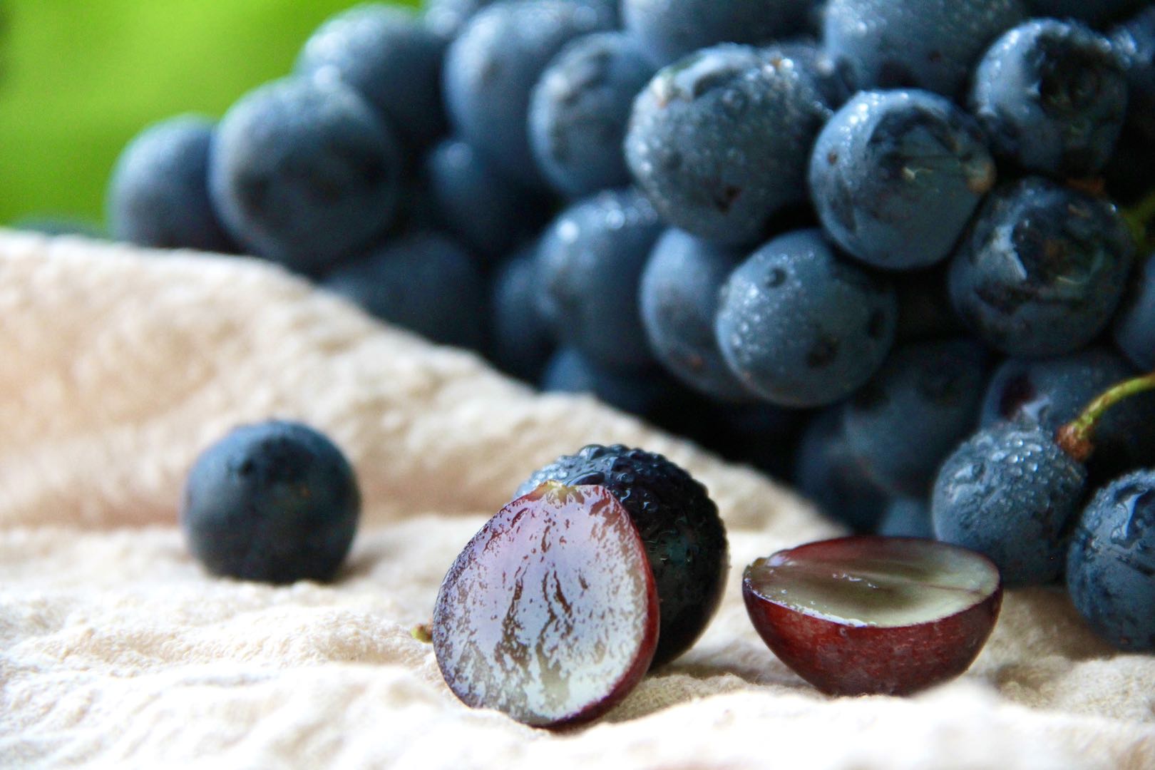 玫瑰香云南正宗黑蜜葡萄应季孕妇水果净重3~3.5斤