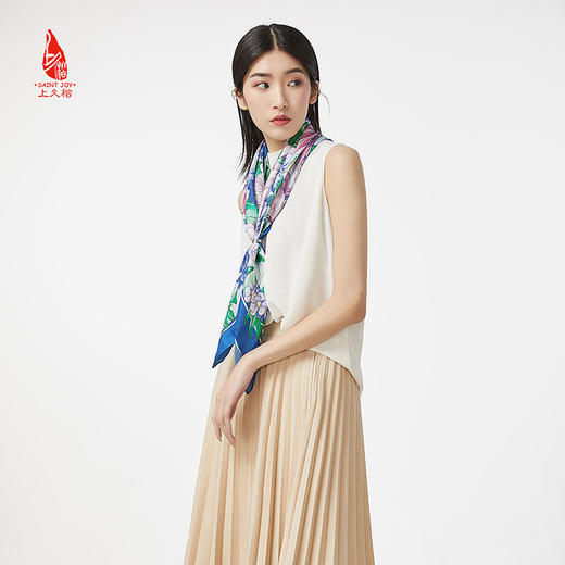 SAINTJOY/上久楷 真丝方巾 凤戏牡丹·深蓝色 FJ17006 商品图4