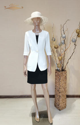 【特惠】YIQU丨“美丽印记”西装上衣（纯白）