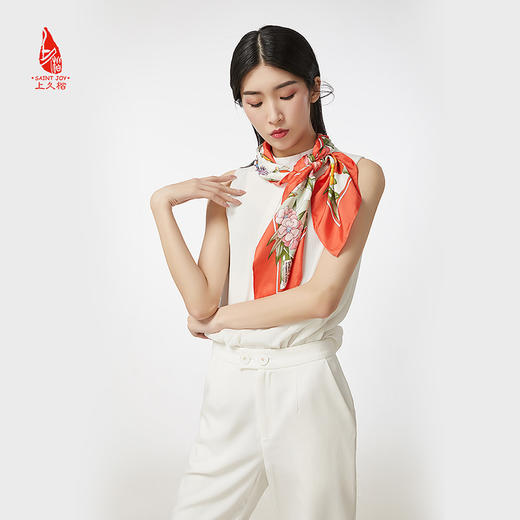 SAINTJOY/上久楷 真丝方巾 凤戏牡丹·深蓝色 FJ17006 商品图9