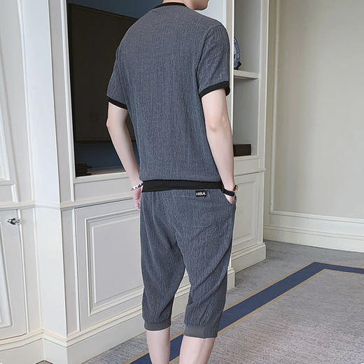 【凉爽一夏 运动休闲两不误】冰丝套装男夏季宽松休闲运动套装男短袖七分裤两件套 商品图7