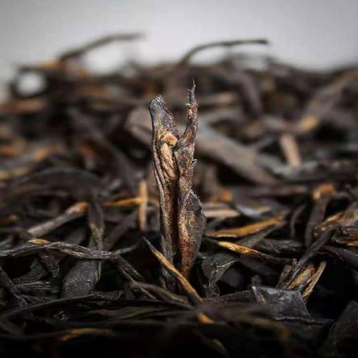 保山龙陵 特级古树红茶浓香型 梅占150克/盒 商品图2