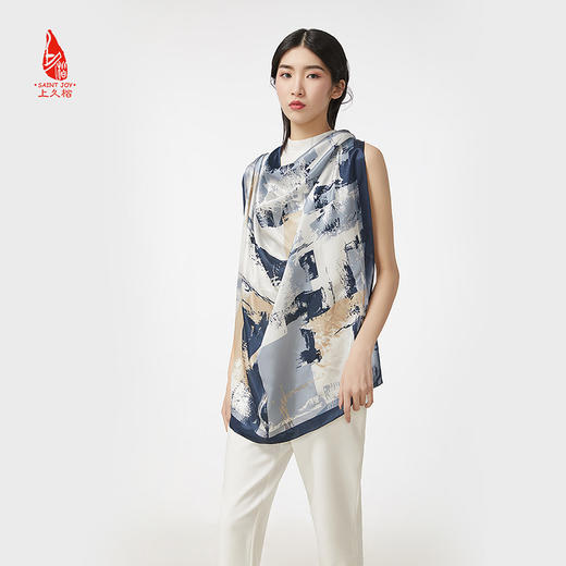 SAINTJOY/上久楷 女式真丝方巾 藏青城市涂鸦 FJ18004 商品图3