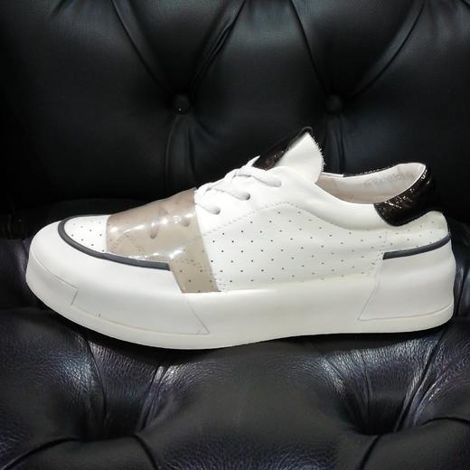 lfgj jeansAE106冲孔单皮小白鞋 商品图1