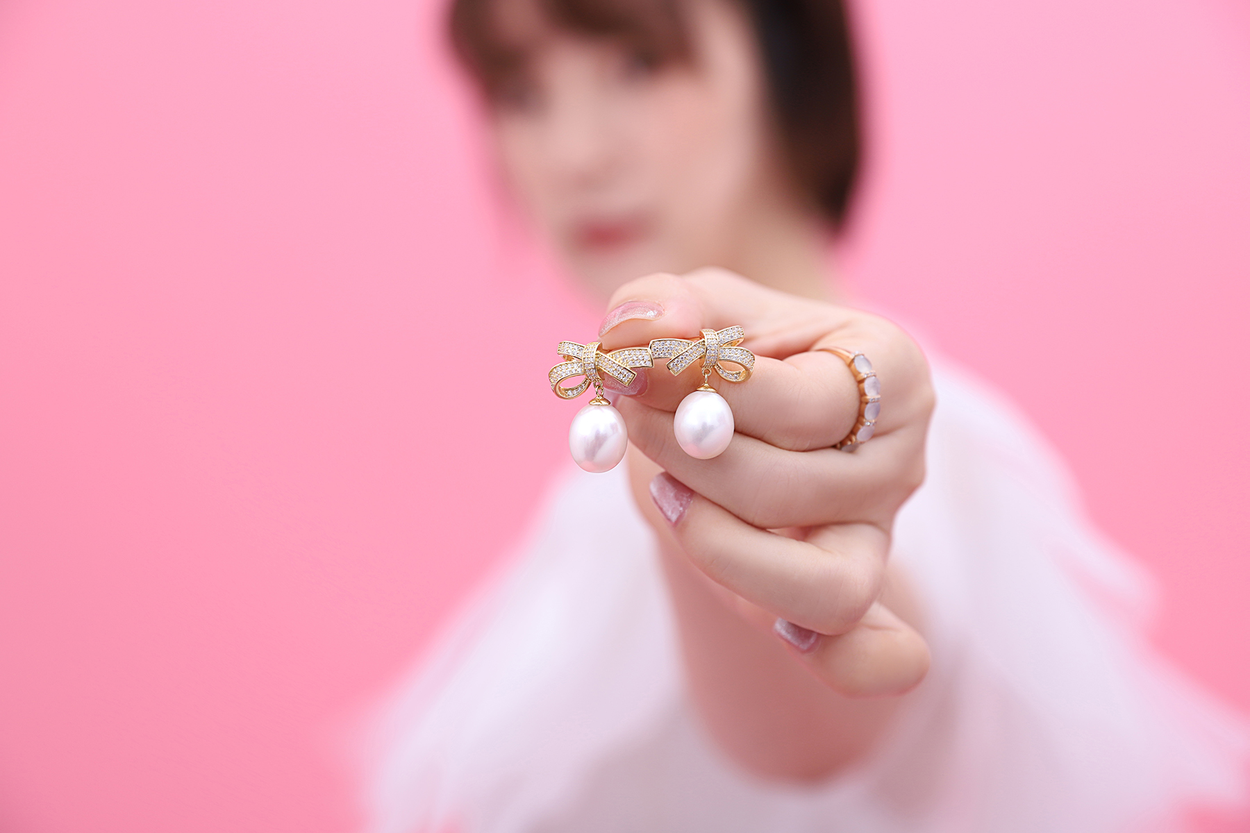 蝴蝶结akoya天然珍珠满钻耳钉s925银镀18k金