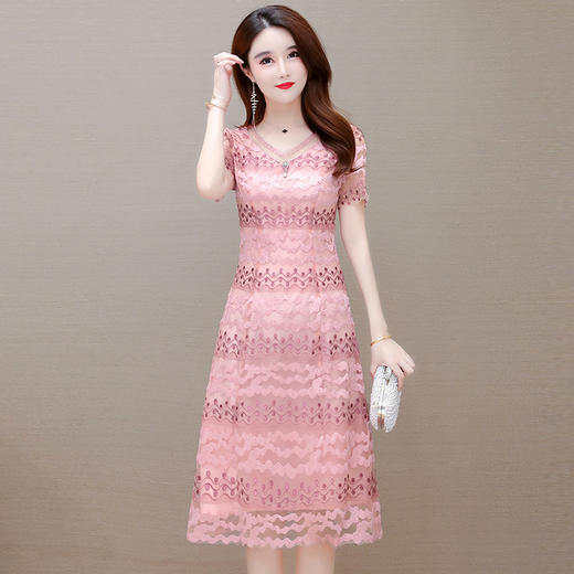 刺绣连衣裙女中长款2021夏装新款修身气质优雅短袖时尚大码打底裙 商品图3