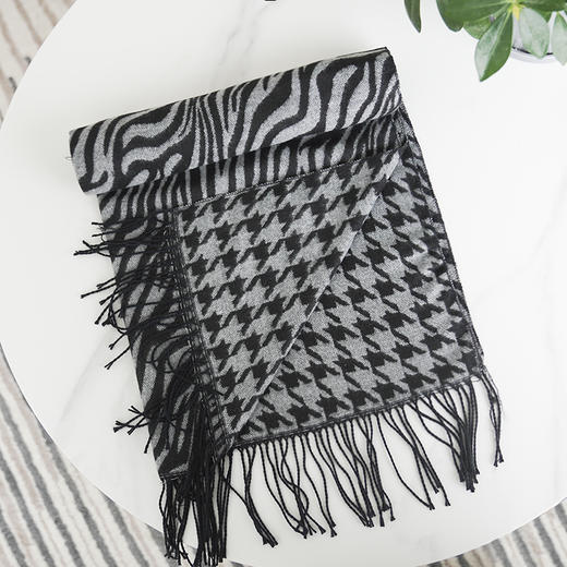 HX 品牌冬季围巾（款式随机发出）S410040006401 商品图0