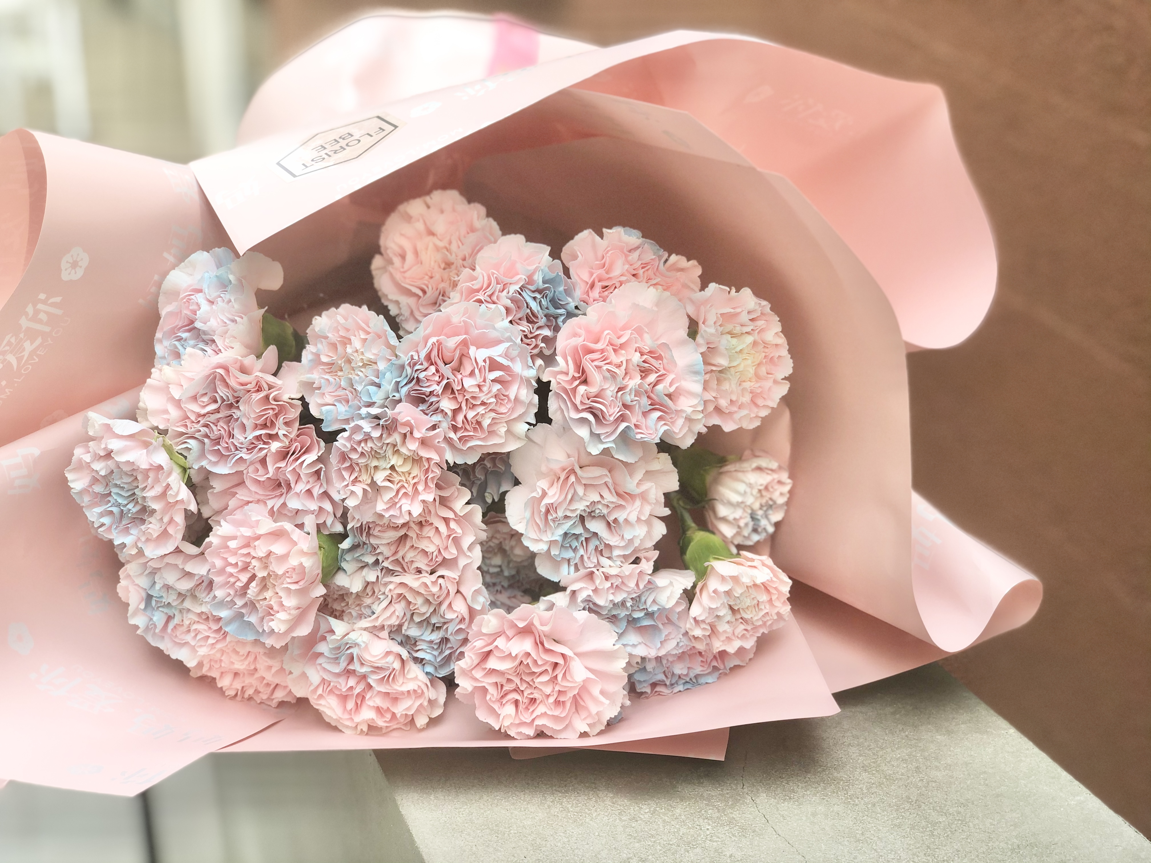 母亲节冰心粉佳人康乃馨花束