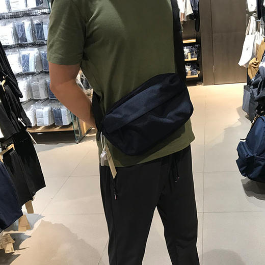 【斜挎包】挎包休闲收纳斜挎包纯色旅游挎包简约旅行便携斜挎包 商品图10