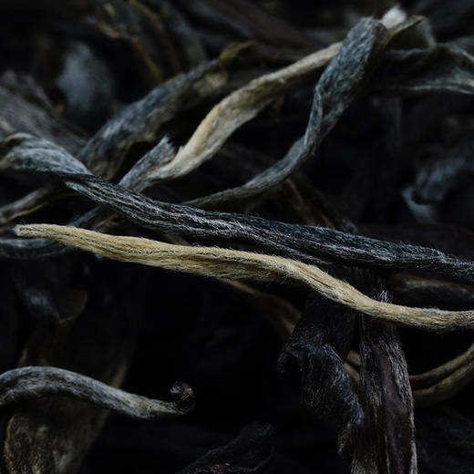 8月4日早9点特惠清仓【一扇磨散茶】21年云南易武普洱茶生茶2021年头春600年散茶纯料茶叶 商品图1