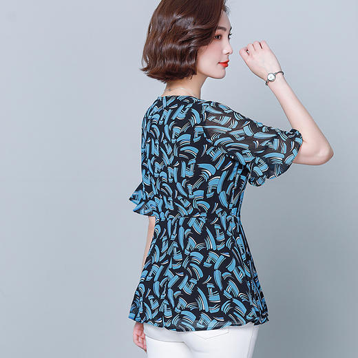 MZ  103519显瘦减龄洋气荷叶袖遮肉大码衬衫 商品图3