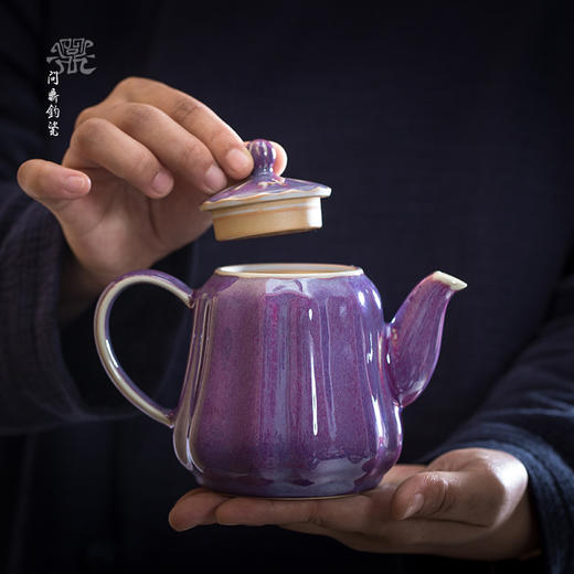 问鼎钧瓷棱线壶 商品图2