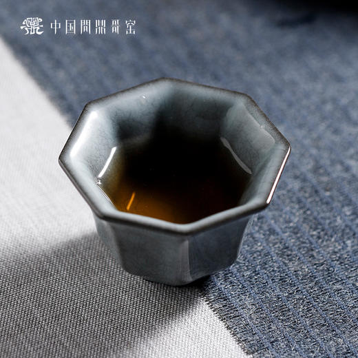 问鼎哥窑锦绣宋纹八方杯（缺货） 商品图1