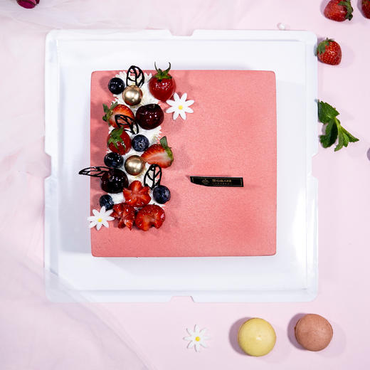 【半熟树莓】生日蛋糕- 嫣红的草莓雕刻成花 树莓内藏酸甜紧致 圣女果樱桃相伴 把红色点燃欲烈 商品图5