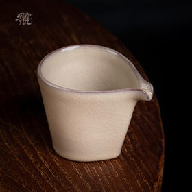 问鼎哥窑传世款露华公杯