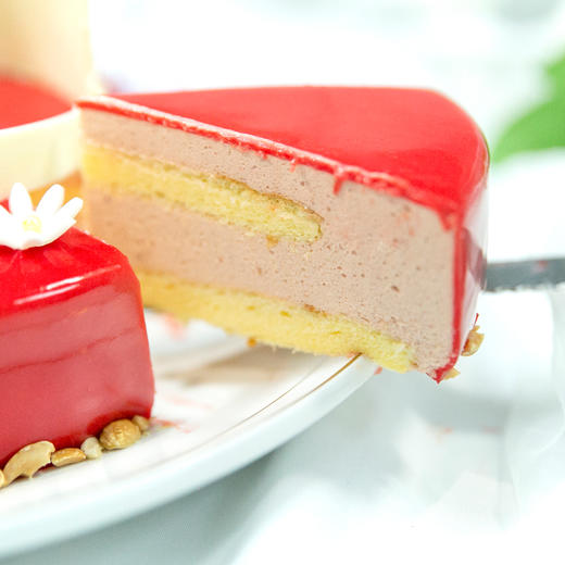 【莓果涟漪】- 玫红发着亮光镜面 厚薄适中，柔滑中带着Q弹 商品图3